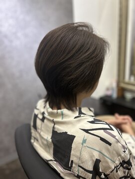 ウィステリア 銀座(WISTERIA) 【小野】40代50代ショートウルフスタイル