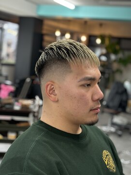 ヘアーラボ 樟葉(Hair Labo) クロップ スキンフェード 南楠葉