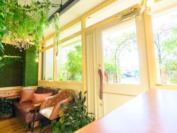 PRIVATE SALON   regalo