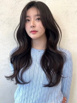 コア 梅田茶屋町店(Core) 髪質改善 艶髪 愛され 韓国風 前髪カット 小顔　梅田