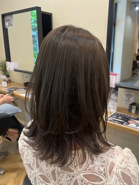 アルター(aL ter) ミディアムレイヤー［レイヤーカット/ウェットヘア］