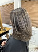 【原田】アッシュブラウンバレイヤージュ　ロング　レイヤー
