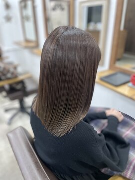 リッカ(RICCA) 【髪質改善トリートメント】透明感グレージュ ストレートミディ