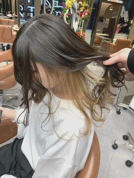 ノエ 心斎橋(Noe) インナーカラー/ベージュ/心斎橋