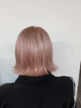 クオン 伊勢崎(QUON.) 外ハネボブ/ハイトーンカラー