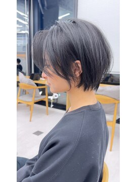 ビューナゴヤ 名駅(VIEW NAGOYA) イメチェン/美髪/ワイドバング/ブルーブラック/ショート