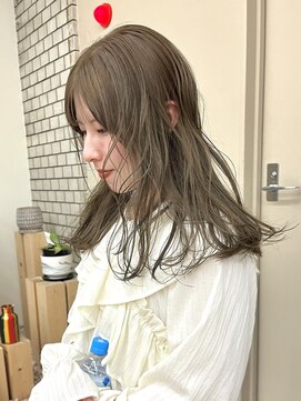 パークレーン アイス イヴェン(park lane ICI yeven) ブリーチなし　オリーブベージュ　ミルクティーベージュ/akari