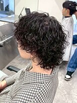 ワンズナゴヤ 名古屋栄店(ONE's NAGOYA) スペインカールスパイキーショートブルーブラックフェザーパーマ