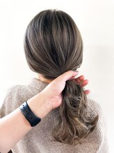 オル(Olu)&nbsp;【MASAYA】白髪ぼかしハイライトカラー