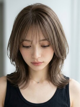 サンタフェ 岡崎店(Santa'Fe) 白髪ぼかし/アッシュグレージュ/レイヤーカット/ミディアム