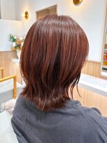 アビエブラン 若江岩田(abije blanc)&nbsp;艶感レッドブラウン×くびれ外ハネミディ【若江岩田】