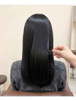 ウィービーパセリ atre川越店(WE BE PARSLEY)の写真/【髪質改善】自然な仕上がりに感動☆いつまでも触っていたくなるうる艶ストレートヘアが叶う♪