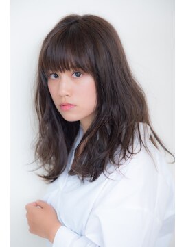 アームスヘアー(ARMS HAIR) ヌーディーアッシュグレー×ゆるミディ