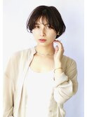 フェザーバングのナチュラルショートボブ/前髪