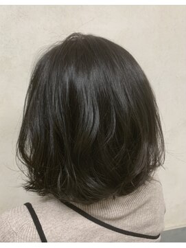 Amili 伸ばしかけでも可愛いミディアムボブ 素髪ケア L アミリ Amili のヘアカタログ ホットペッパービューティー