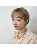 ジジ 代々木(Gigi)&nbsp;【Gigi】外ハネボブ セクションカラー ペールベージュ