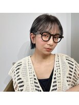 ジジ 代々木(Gigi)&nbsp;【Gigi】外ハネボブ セクションカラー ペールベージュ