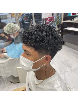 リミットバイアフィナー 大宮店(limit by Afinar) プードルパーマ×刈り上げメンズスタイル