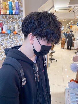 テトラ バイ ネオリーブ 横浜西口店(tetra by neolive) ツイストスパイラルパーマ マッシュ ツーブロ☆横浜