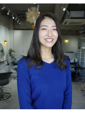 トイロ(TOIRO) ナチュラルグレージュ