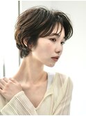 切りっぱなしショート・ボブ/絶壁解消/前髪なし/40代/30代/丸顔