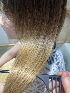 ユーリカ リチェルコ 四天王寺前夕陽ケ丘店 酸性ストレート/縮毛矯正