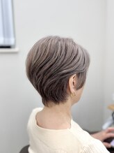 市川で叶う自分らしいデザイン。白髪ぼかしと髪質改善で悩みを自信に。[白髪ぼかし/市川/市川駅]  