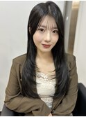 >>レイヤーカットに縮毛矯正でツヤツヤに♪