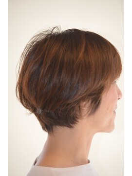 ヘアヌーダ ショートボブ、髪質改善、白髪ぼかし、キッズカット、カット