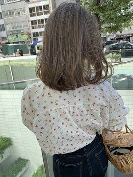 ロロネー(Lolonois) 【Lolonois野田阪神】王道ミルクティーブラウン