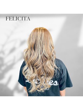フェリシータ ミューズ(FELICITA musse) 【FELICITA】外国人風バレイヤージュ×ハイトーンカラー
