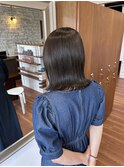 グレージュカラー×切りっぱなしスタイル