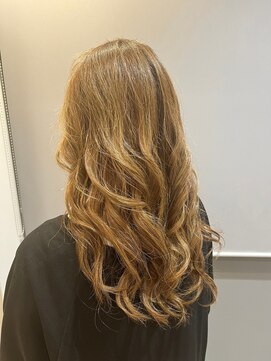 エヌアンドエー 草加店(N&A) 大人綺麗なブロンドヘア×髪質改善ケアTr 秋パーマウェーブ