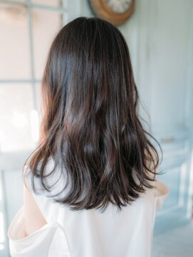 アマリス(Amaris) モテ巻きセミロング