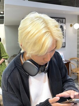ヲタク(wotaku.) メンズハイトーンホワイトブロンド抜きっぱなしブリーチマッシュ