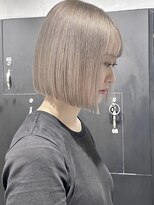 ベモ(NVEMO) 20代30代ホワイトグレージュホワイトブロンドペールページュ