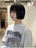 顔まわりレイヤーボブ