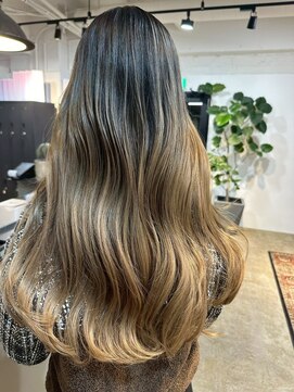 メリー オオサカ(Merly Osaka) contrast balayage