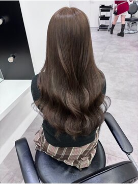 イオエ 西梅田(ioe) ブリーチなしカラー／髪質改善/ミルクティーベージュ/小顔へア