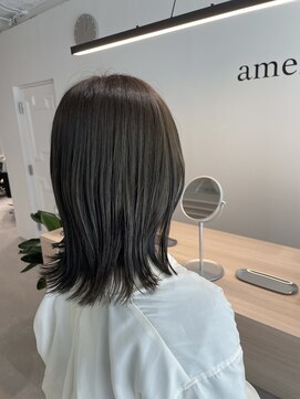 カエラ バイ アメリ(kaela by ameri) 【kaela 仲丸】ミディアム×ダークグレージュ