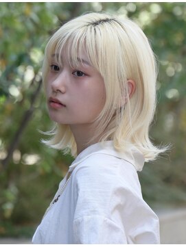 ノクターン 池袋(NOCTURNE) 顔周りレイヤー/ハイトーンミディアム