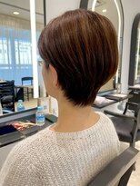 メゾンブラン 川西阪急店(Maison Blanc)&nbsp;上品フィットの耳かけショート