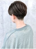 刈り上げセンターパートハンサムショート刈り上げ女子30代40代