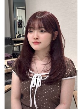 カノイ 銀座中央通り(KANOI) ワインレッドで美白効果+韓国レイヤー音符