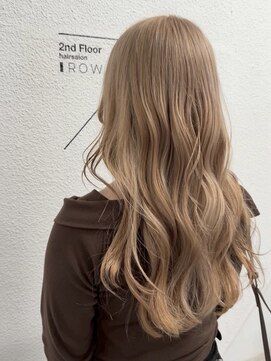 イロウ 山口どうもん店(IROW) ダブルカラー/ミディアムレイヤー/大人ガーリー/ブリーチなし