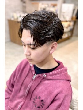 ヘアアンドビューティー クローバー(Hair&Beauty Clover) フェザーパーマ