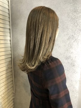 ヘアサロンエム 川越(HAIR SALON M) デザインカラー/厚めバング/ローライト/スリークボブ