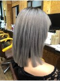 ホワイトシルバーカラー