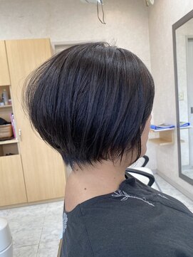 ヘアー アンド メイクアップ イングス ing'uz ショートボブ