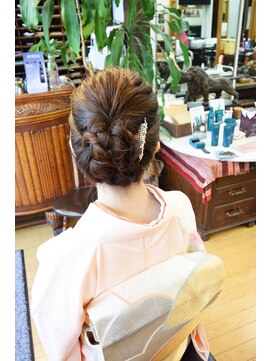 ベル(BELL) 和風すぎない着物アップスタイル【BELL桜新町/用賀】